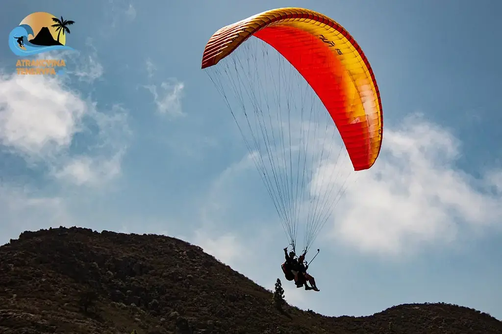 Podniebne przygody: Paralotniarstwo na Teneryfie dla odważnych